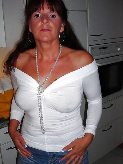 Cunégonde, femme cougar de 38 ans à Villeurbanne
