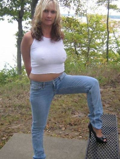 Charlène, femme cougar de 44 ans à Dunkerque