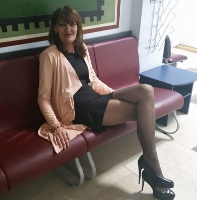 Anastazia, femme cougar de 54 ans à Annonay