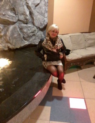 Klarys, femme cougar de 49 ans à Agen