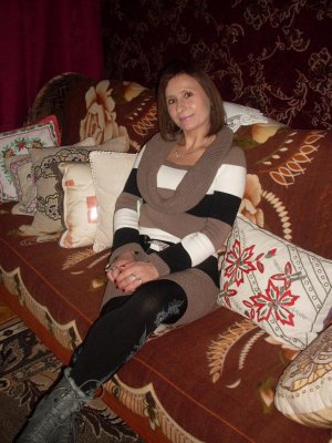 Séverine, femme cougar de 51 ans à Auxerre