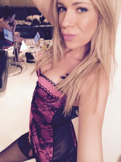 Anoushka, femme cougar de 42 ans à Rueil-Malmaison