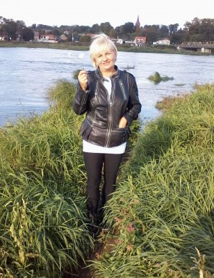 Apoline, femme cougar de 55 ans à Mende