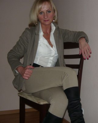 Fernande, femme cougar de 46 ans à Aurillac