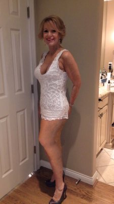 Daphné, femme cougar de 52 ans à Évreux