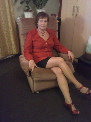 Shéhérazade, femme cougar de 58 ans à Gap