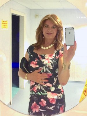 Astrid, femme cougar de 54 ans à Auch