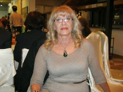 Myriam, femme cougar de 46 ans à Manosque