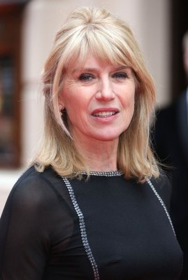 Éva, femme cougar de 58 ans à Mende