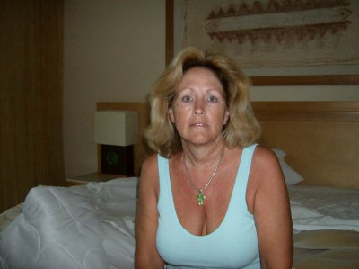 Anjelica, femme cougar de 49 ans à Chartres