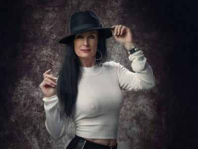 Solange, femme cougar de 50 ans à Annonay
