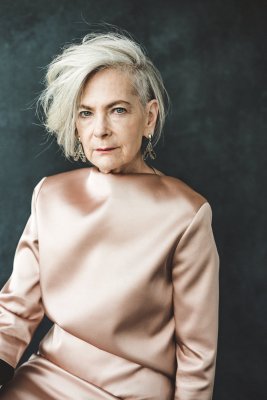 Émeraude, femme cougar de 57 ans à Rodez