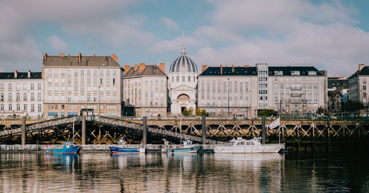 Guide rencontre cougar à Nantes